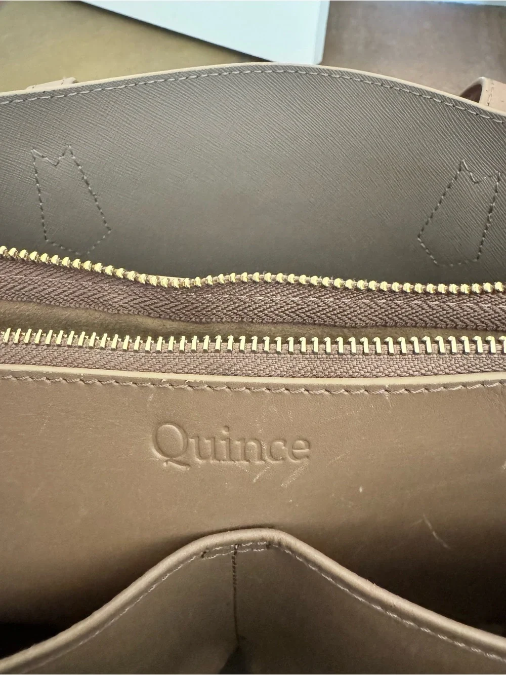 QUINCE ITALIAN LEATHER TRIPLE COMPARTMENT SHOPPER TOTE.used once